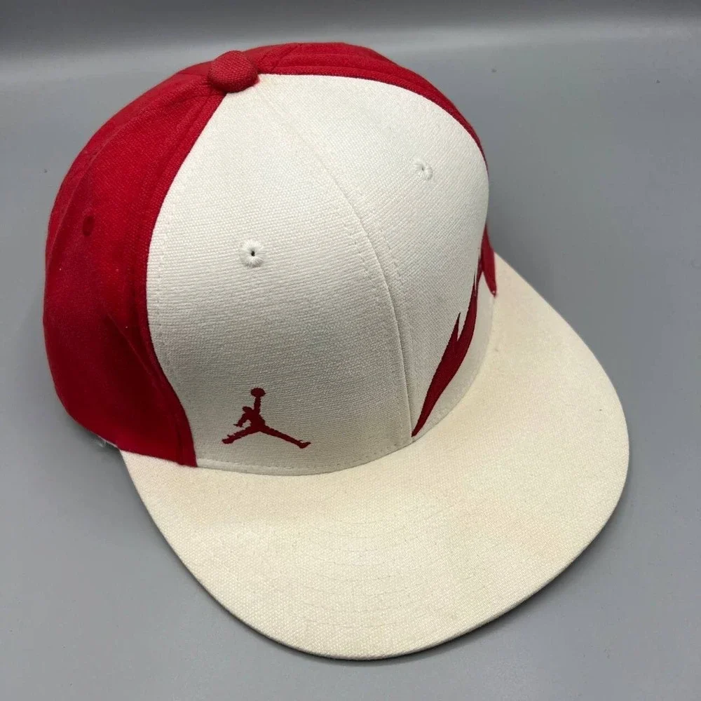 Air Jordan Hat Men 7 1/2 White Red Jumpman Flexfit‎ Fitted Cap